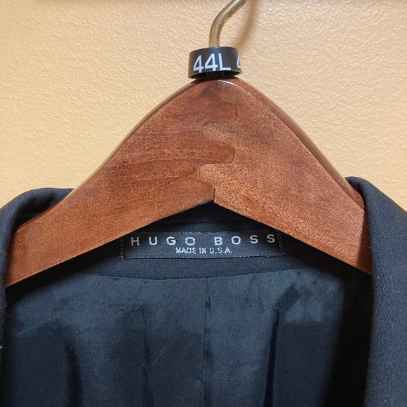 Men’s Hugo Boss Suit - Picture 10 of 11